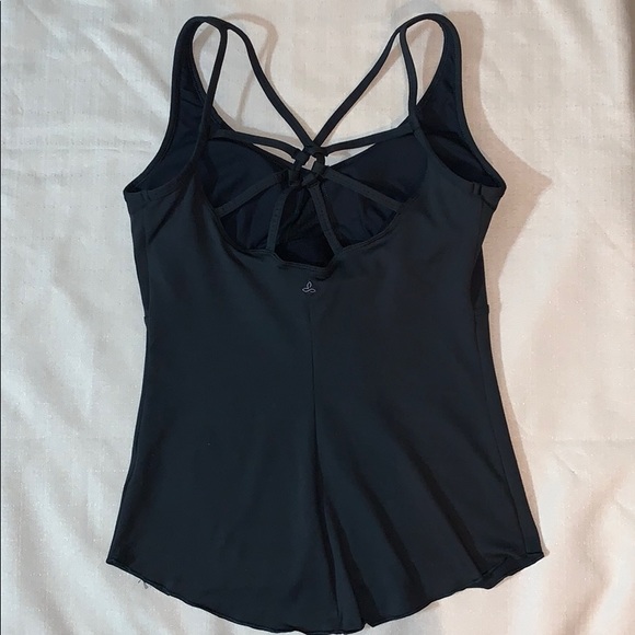 Prana Yoga Tank with built in bra - Picture 7 of 11